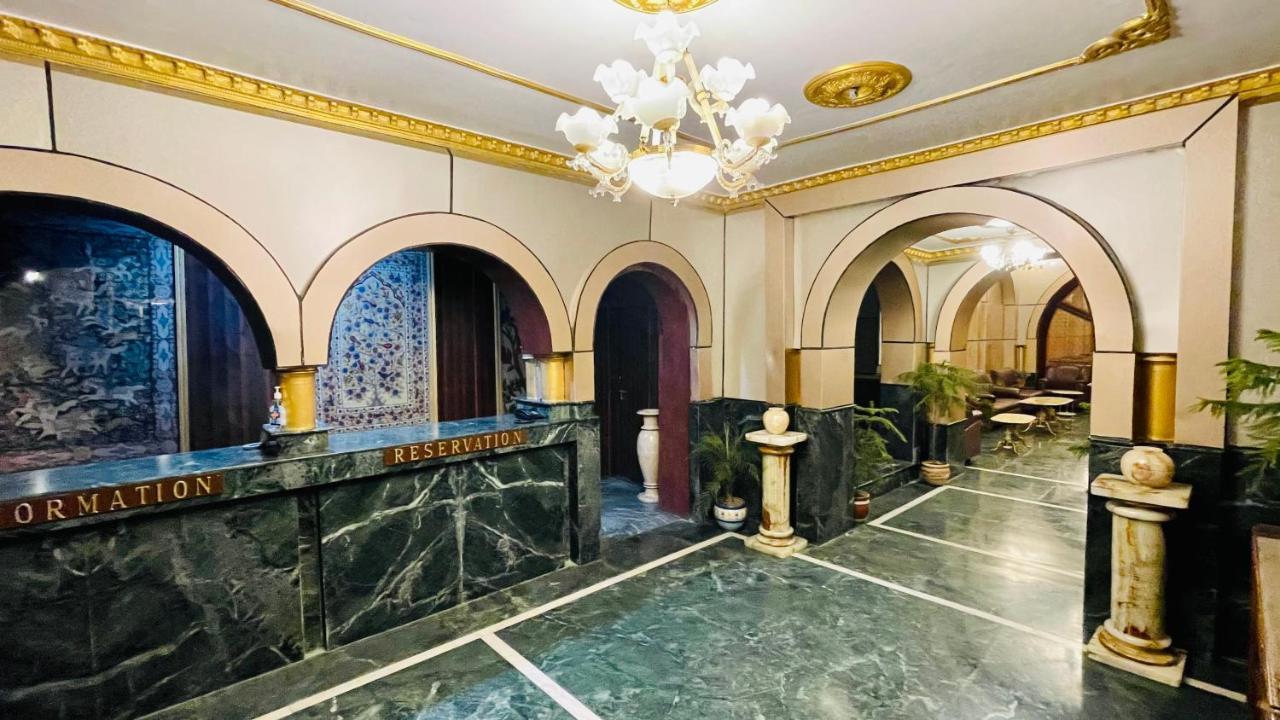 Hotel International Srīnagar Exterior foto
